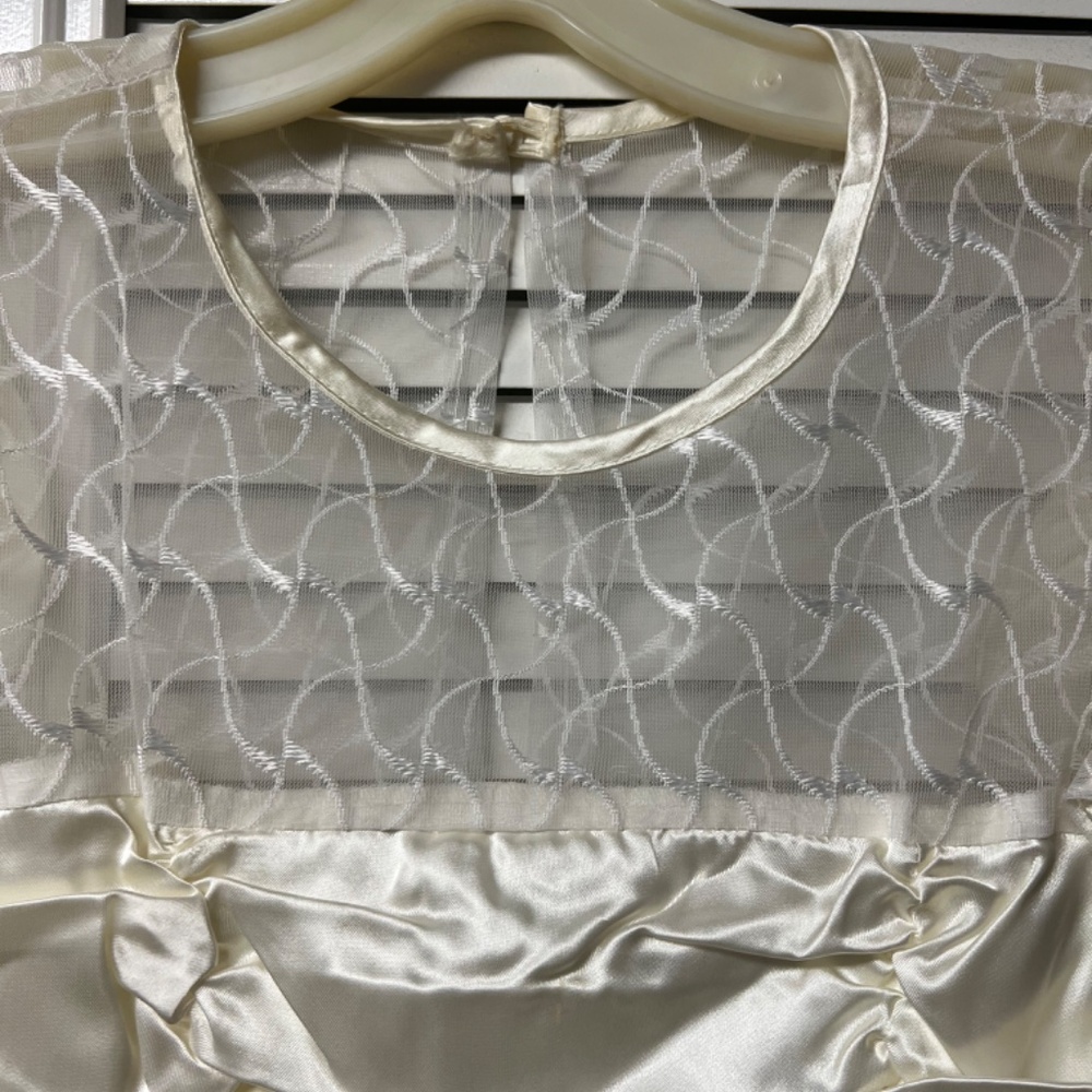 Dress - Picture 3 of 11